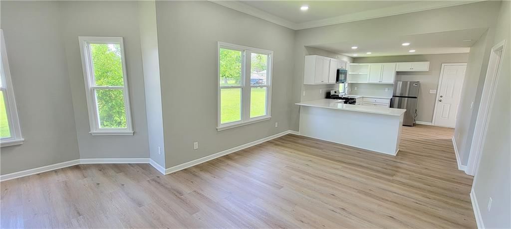 619 N Cottonwood Street — photo 4