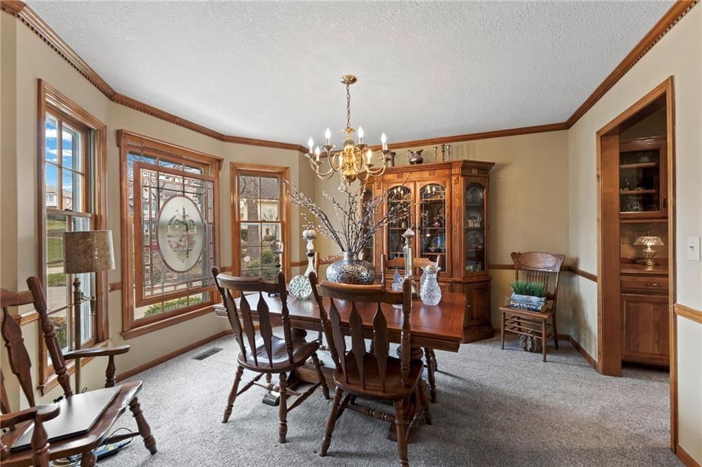 10913 Oak Drive — photo 6