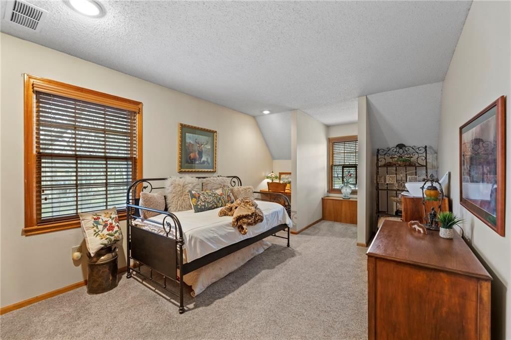 10913 Oak Drive — photo 33