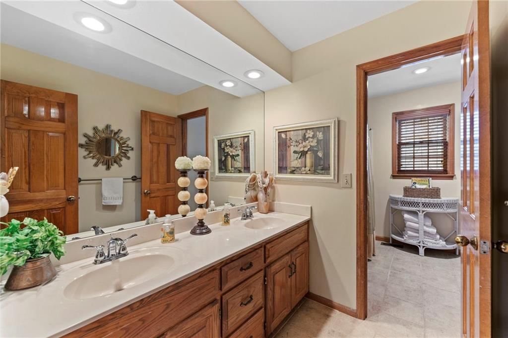 10913 Oak Drive — photo 37