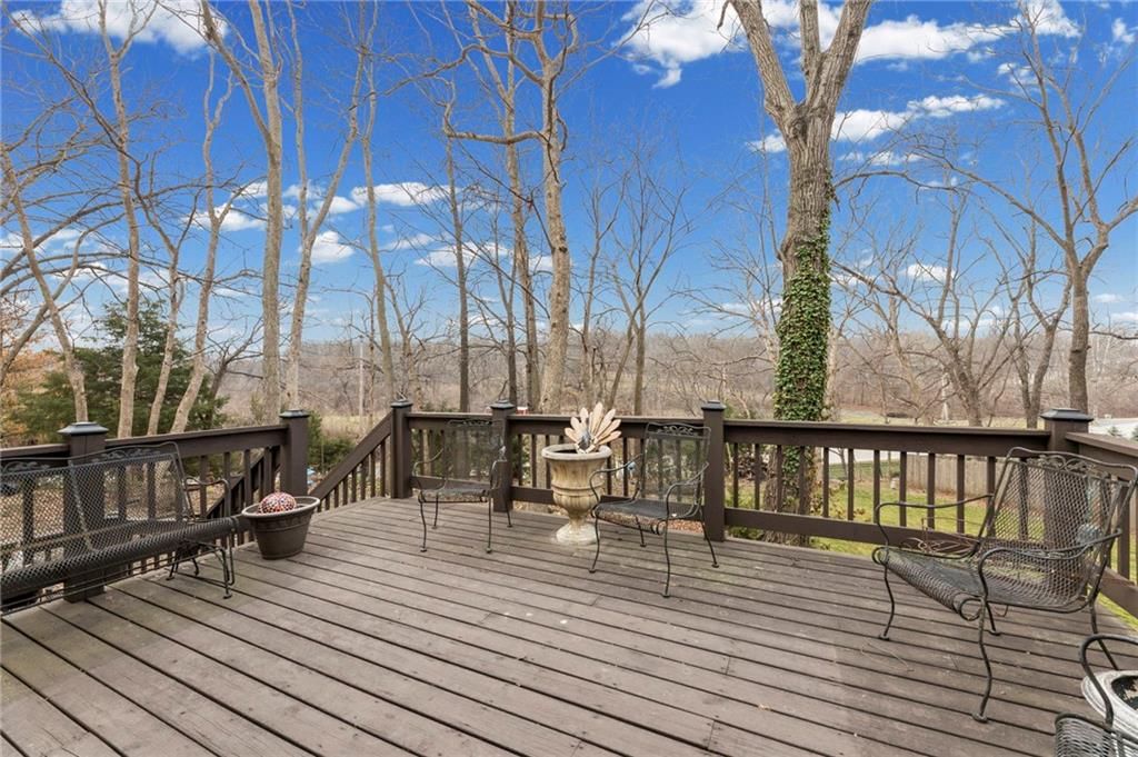10913 Oak Drive — photo 47