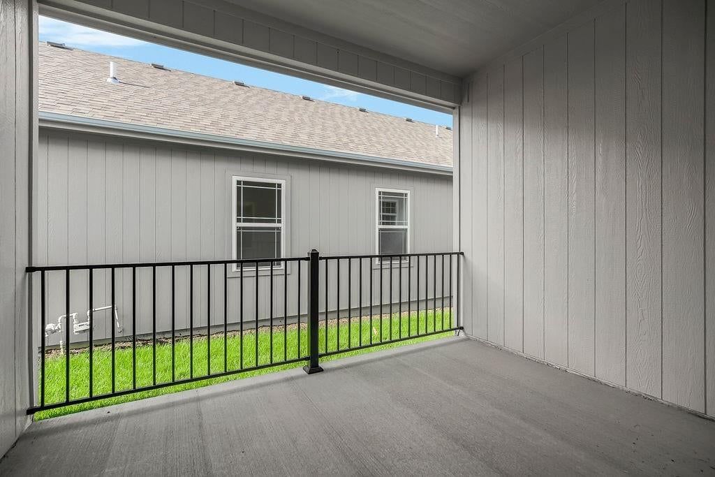 1600 Cottonwood Creek Avenue — photo 26