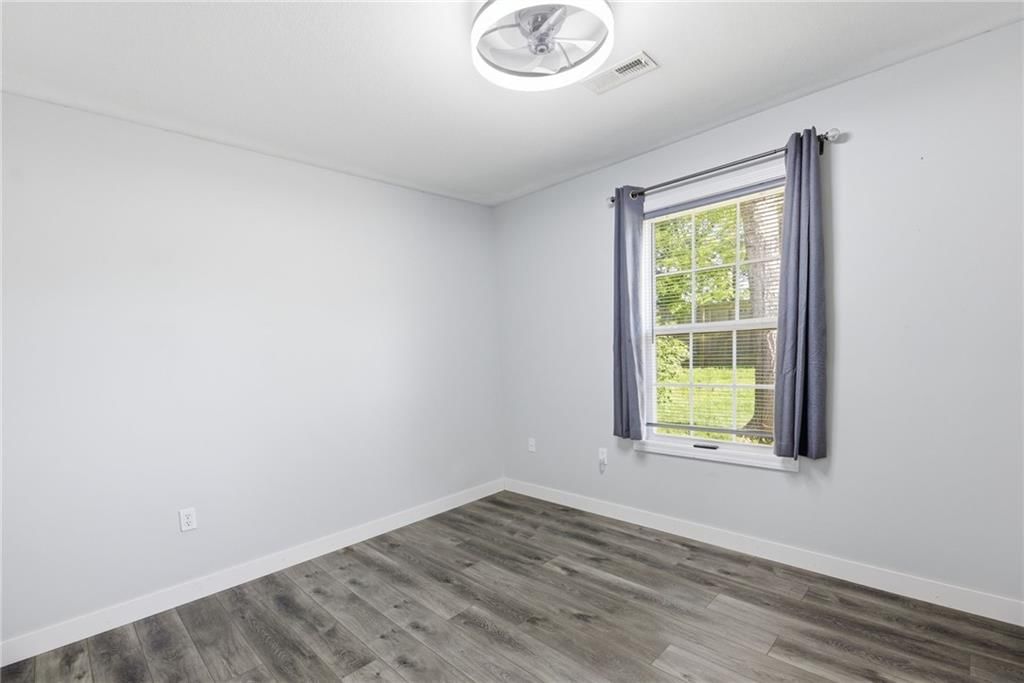 218 Hillside Drive — photo 18