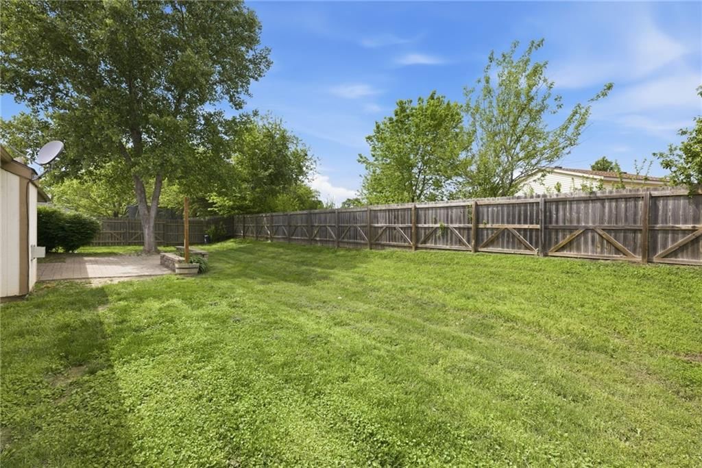 218 Hillside Drive — photo 29