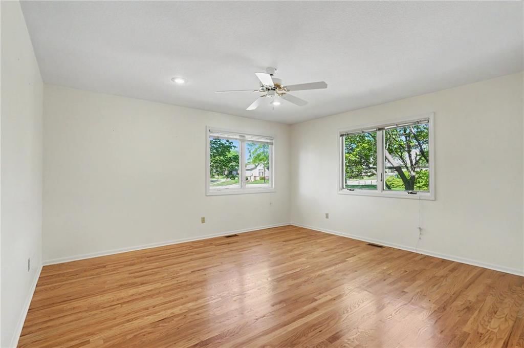 4723 Balmoral Drive — photo 17