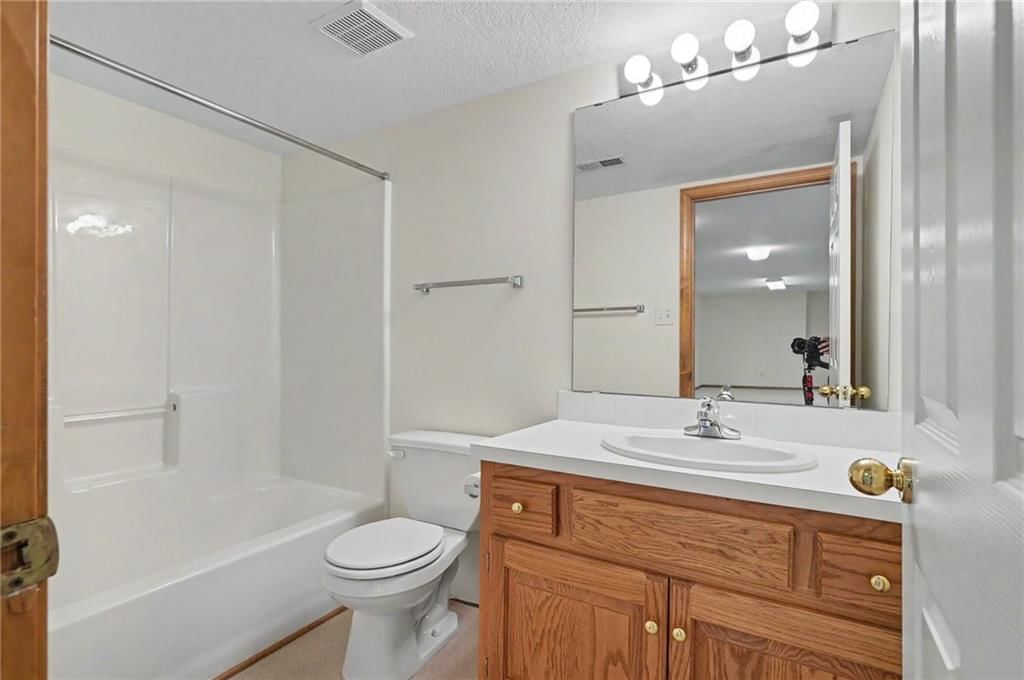 4723 Balmoral Drive — photo 27
