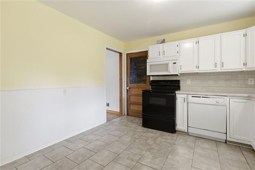 8901 Craig Drive — photo 10