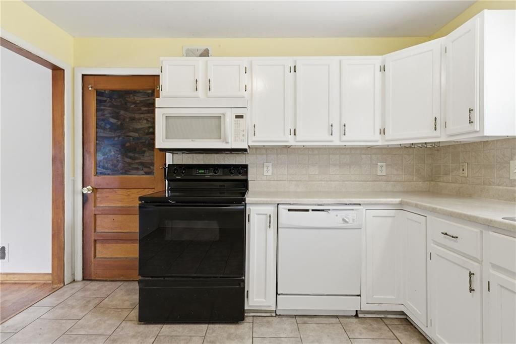 8901 Craig Drive — photo 11