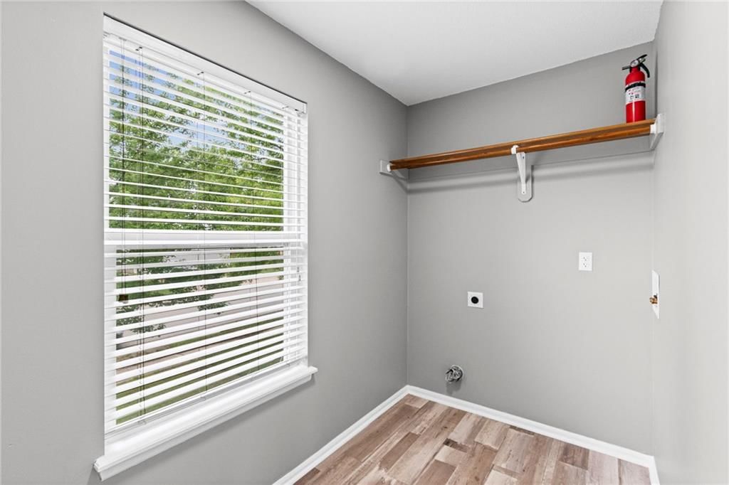 813 Ridgeview Street — photo 17