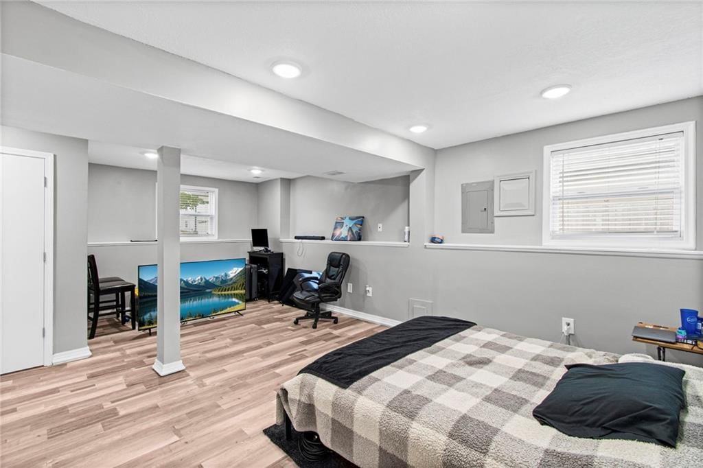813 Ridgeview Street — photo 32