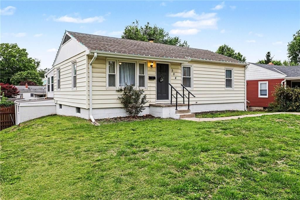 504 E Meadow Lane — photo 3