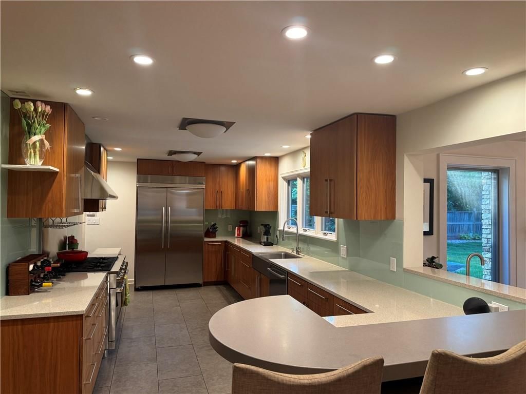 3810 W 65th Terrace — photo 8