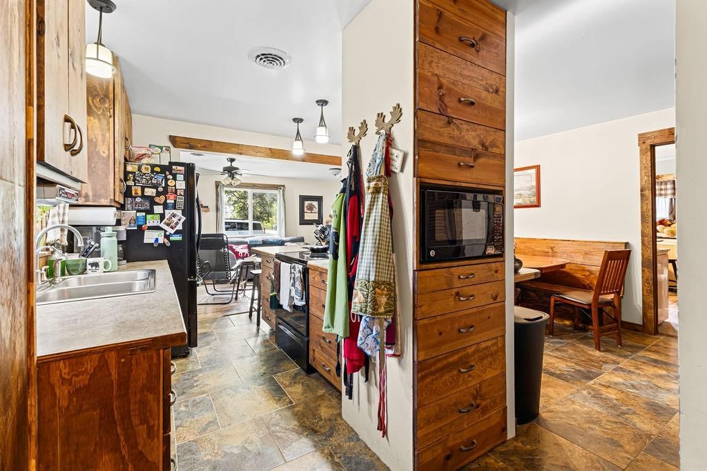 639 Leidy Street — photo 15