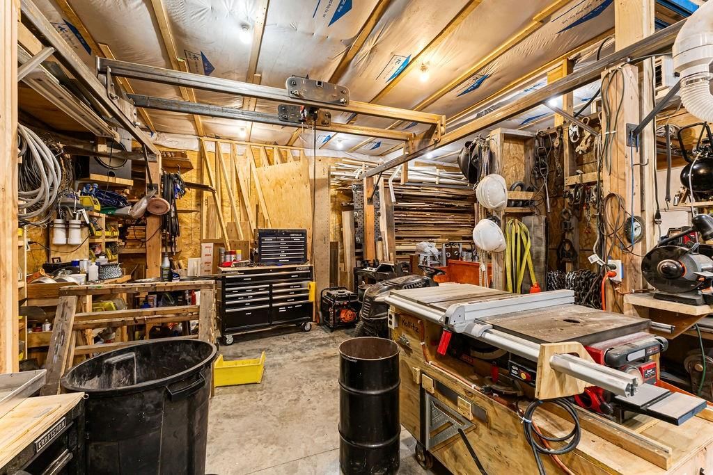 639 Leidy Street — photo 32