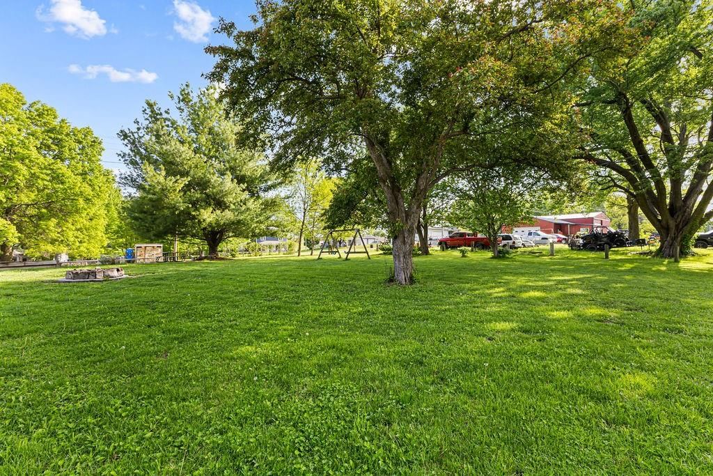 639 Leidy Street — photo 43