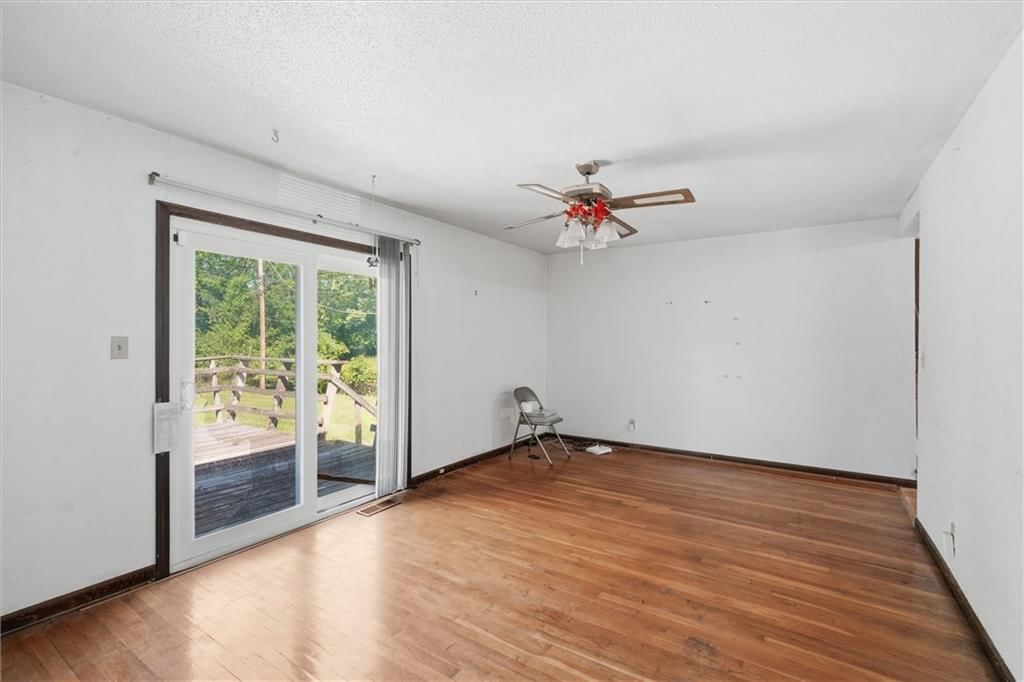 4706 Kensington Street — photo 8