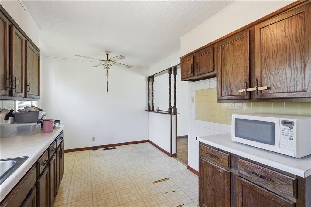 4706 Kensington Street — photo 11
