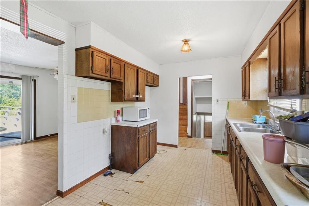 4706 Kensington Street — photo 12
