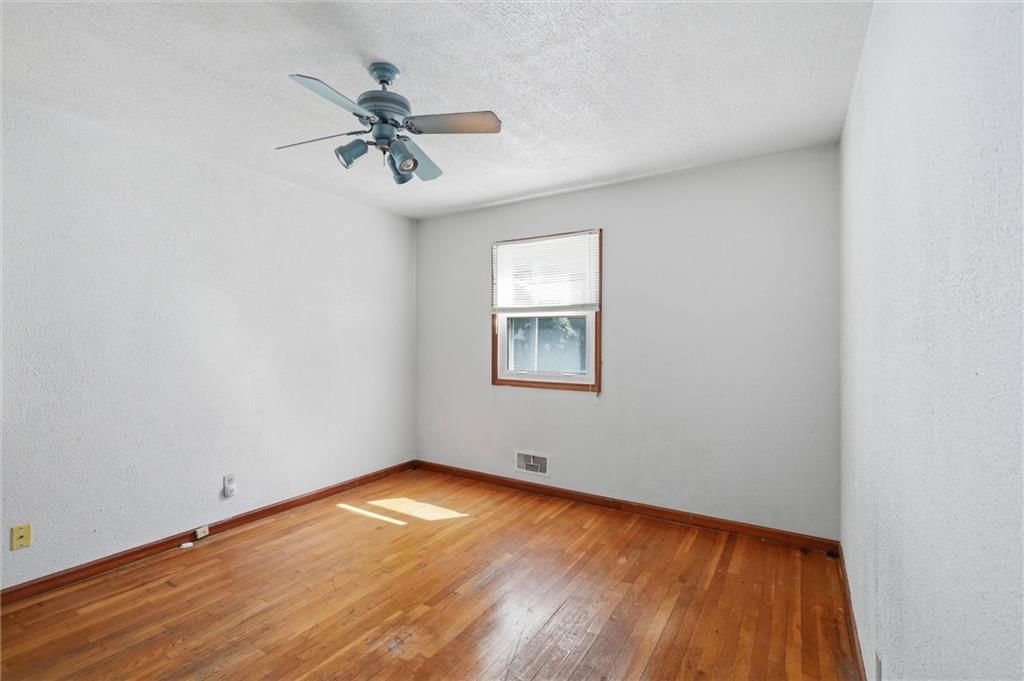 4706 Kensington Street — photo 20