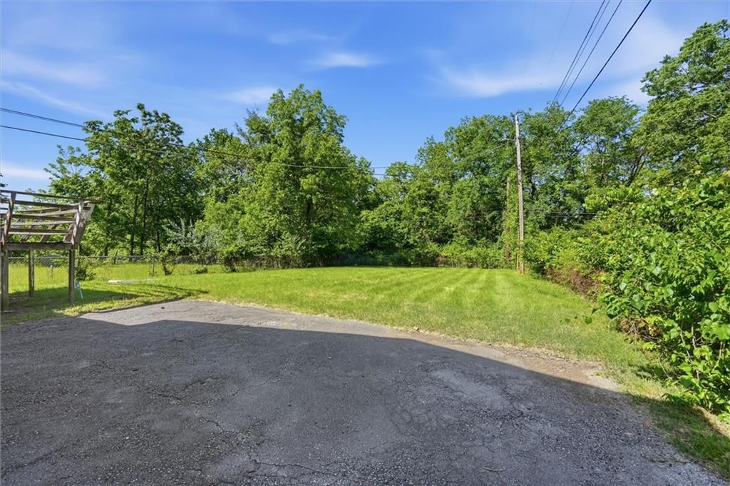 4706 Kensington Street — photo 29