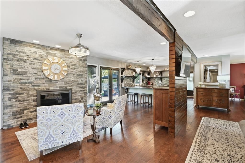 14408 Berkshire Drive — photo 2