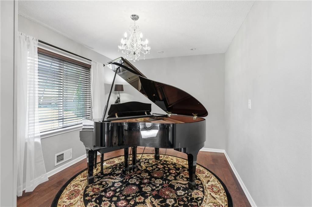 14408 Berkshire Drive — photo 10