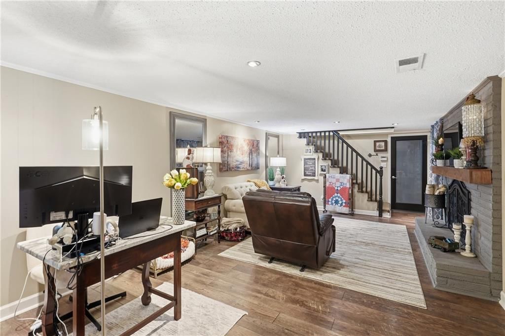 14408 Berkshire Drive — photo 30