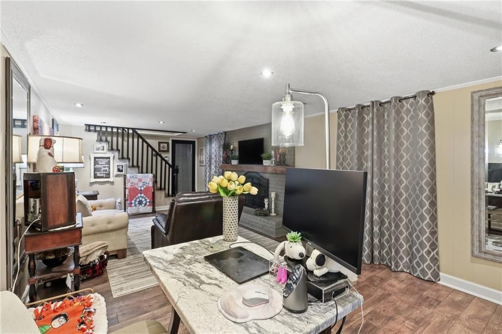 14408 Berkshire Drive — photo 31