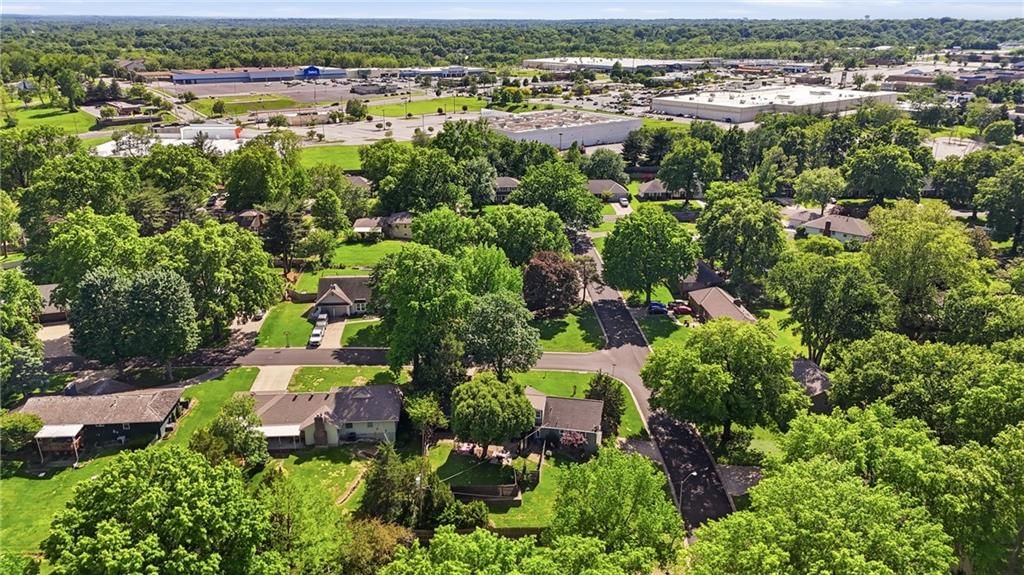 14408 Berkshire Drive — photo 35