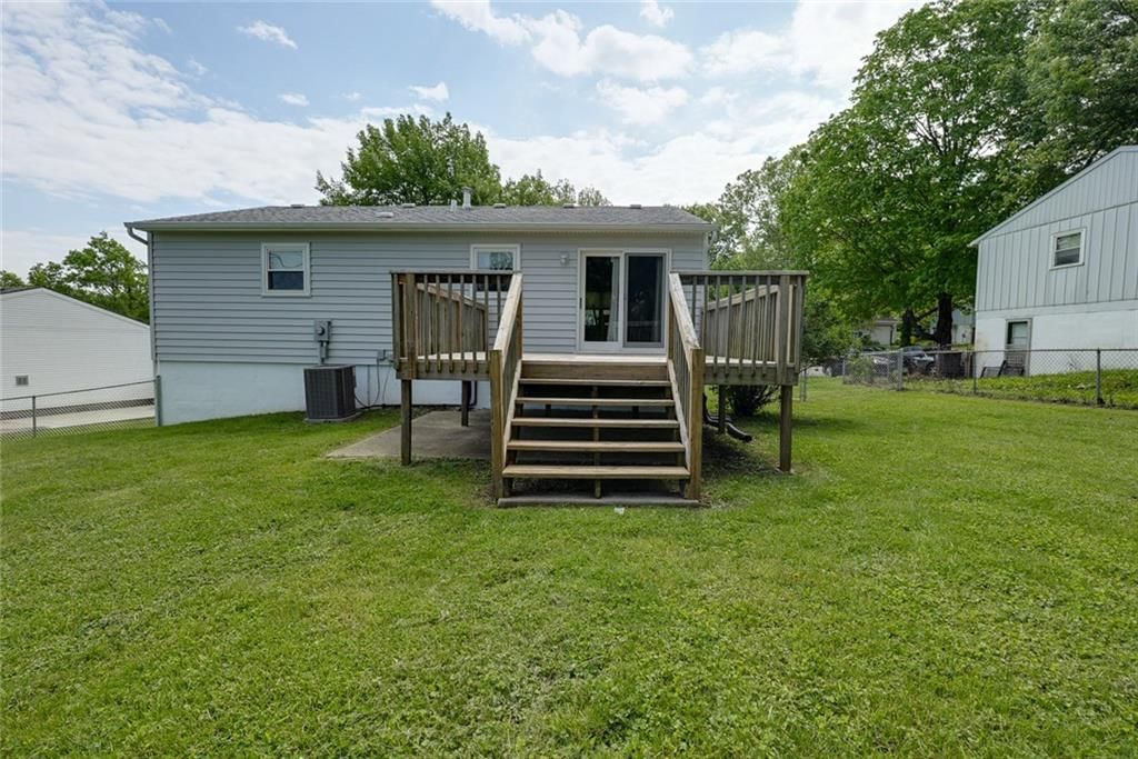 906 N Ponca Drive — photo 38