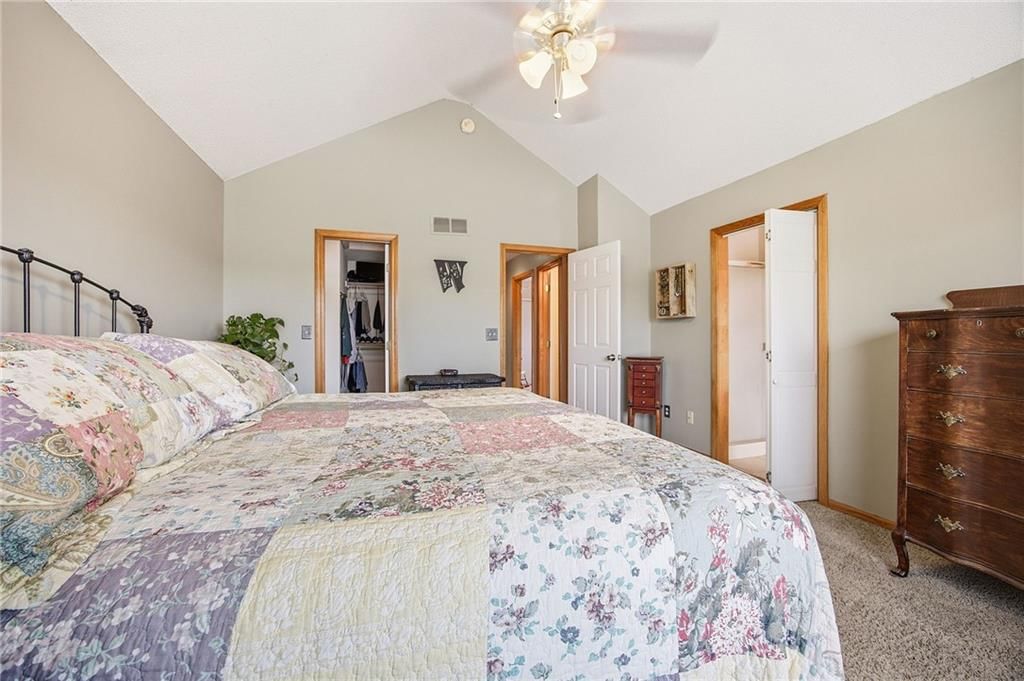 1039 N Logan Street — photo 12