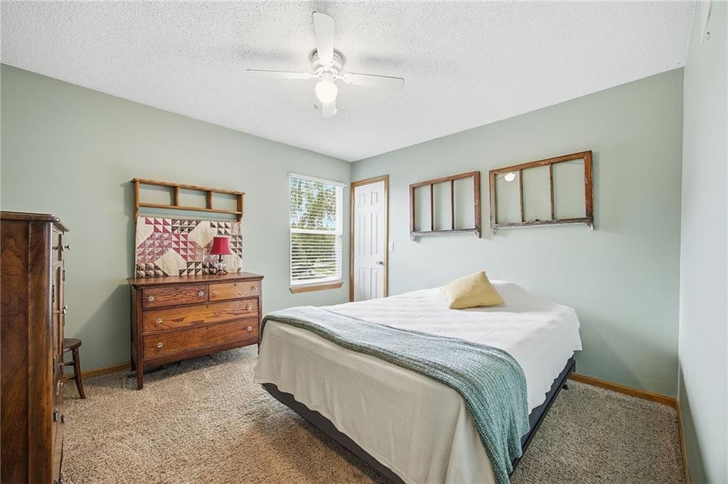 1039 N Logan Street — photo 16