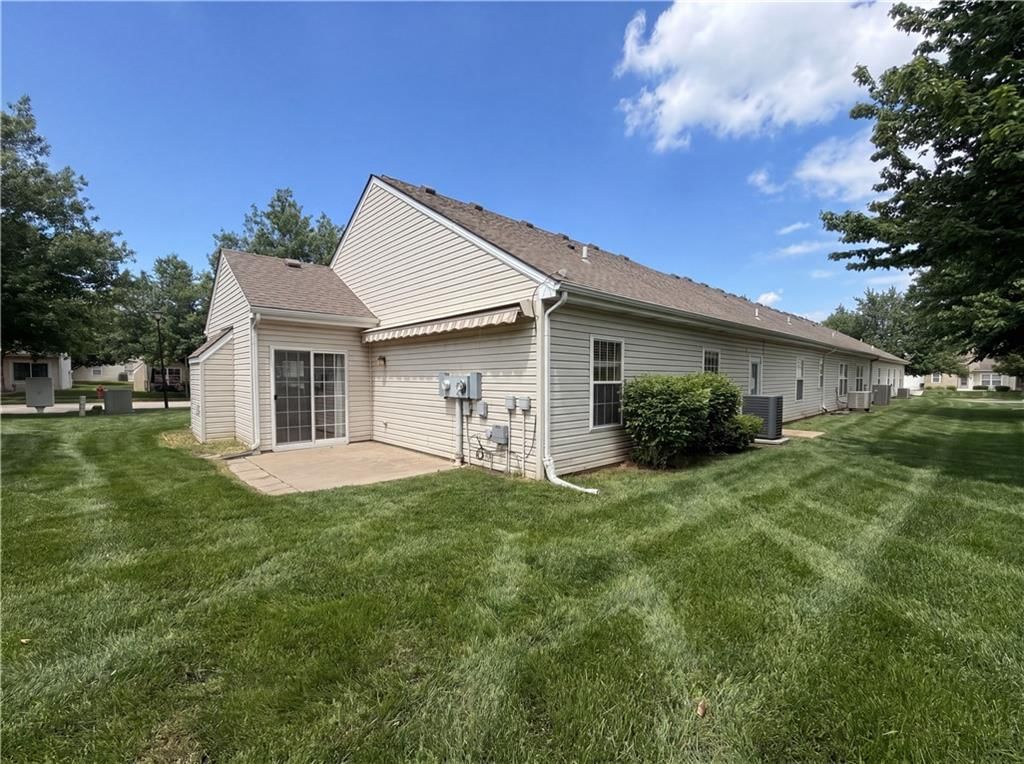 8331 Greeley Avenue — photo 5