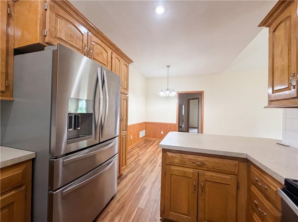 8331 Greeley Avenue — photo 7