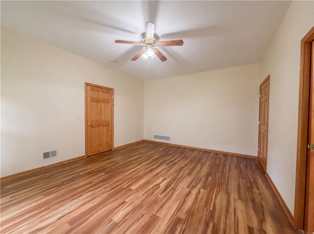 8331 Greeley Avenue — photo 12