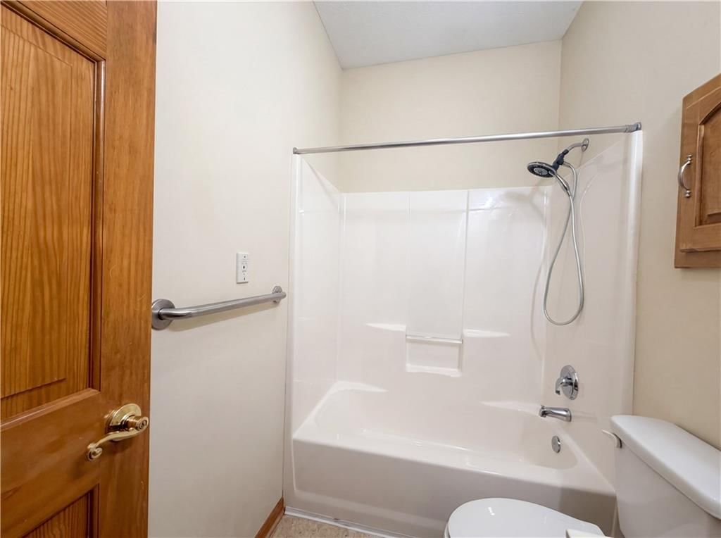8331 Greeley Avenue — photo 13