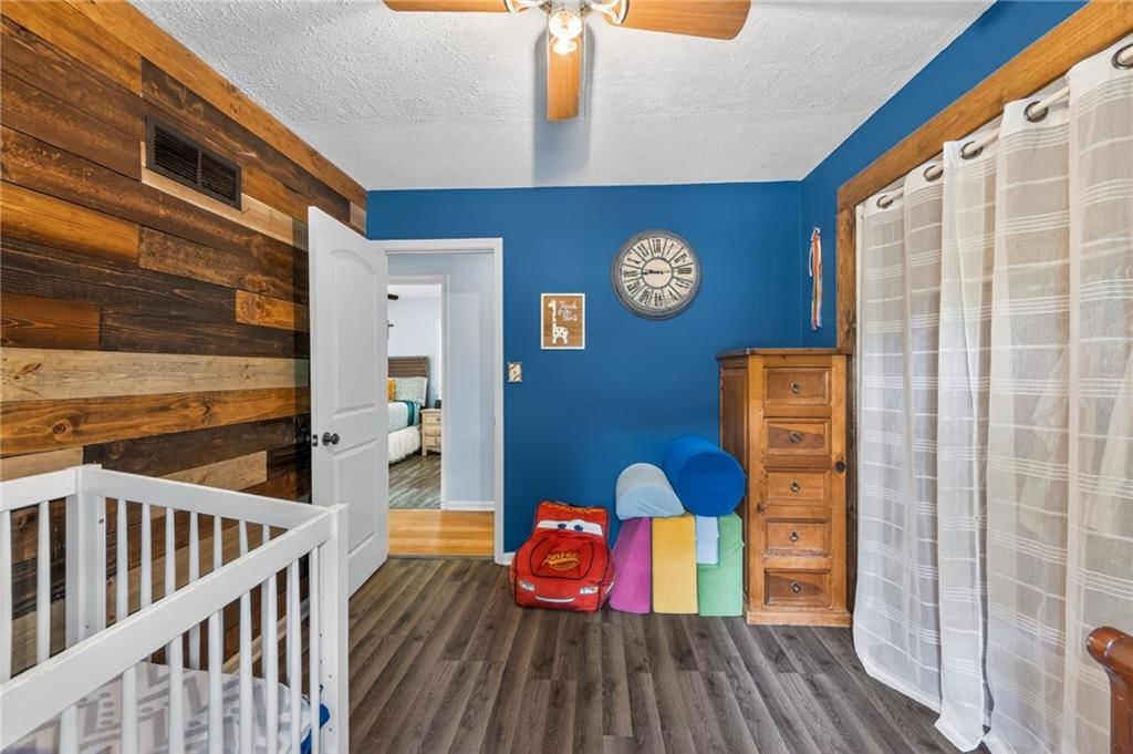 825 SW PLEASANT Drive — photo 20
