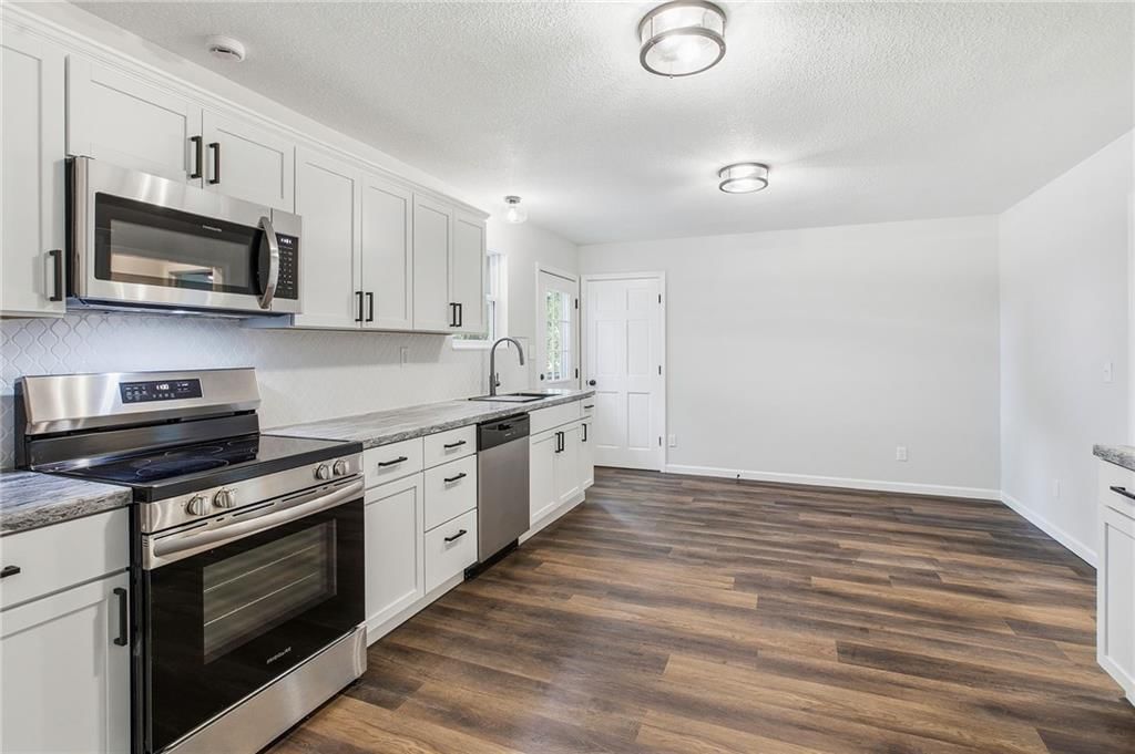 328 E Main Street — photo 18