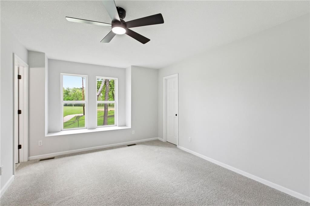 328 E Main Street — photo 21