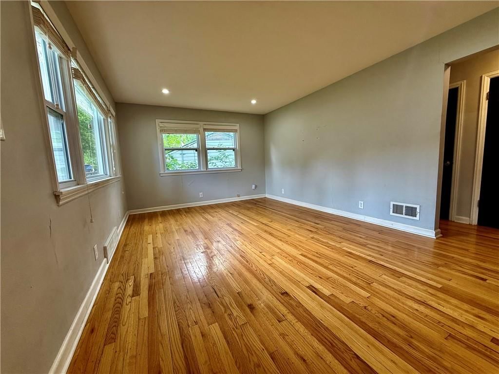 2614 N 47 Terrace — photo 4