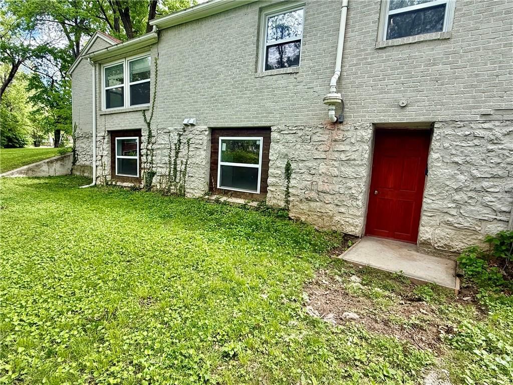 2614 N 47 Terrace — photo 76