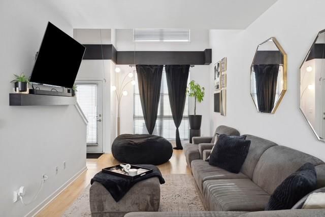 4585 Madison Avenue — photo 4