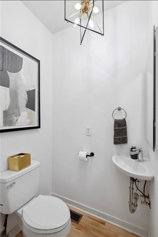 4585 Madison Avenue — photo 14