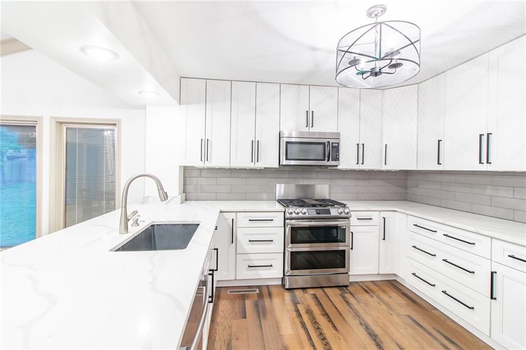 1511 SW Meyer Boulevard — photo 4
