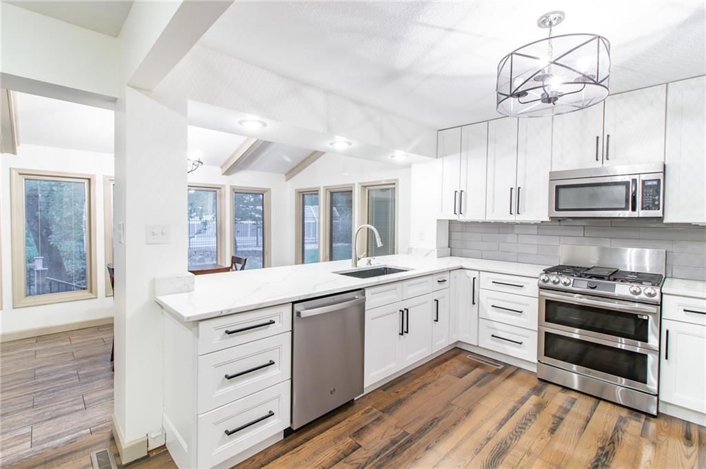 1511 SW Meyer Boulevard — photo 8