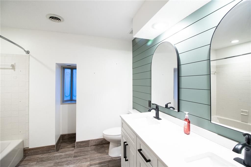 1511 SW Meyer Boulevard — photo 45
