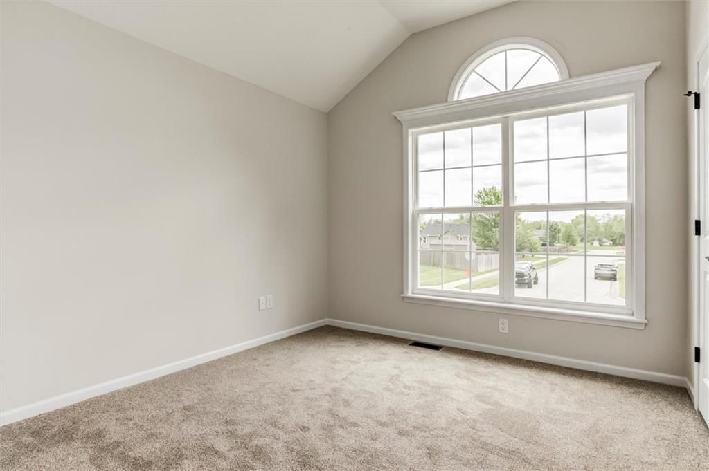 12106 E 214th Street — photo 19