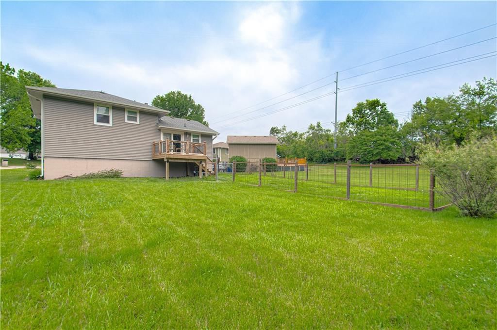 1452 Park Lane — photo 29