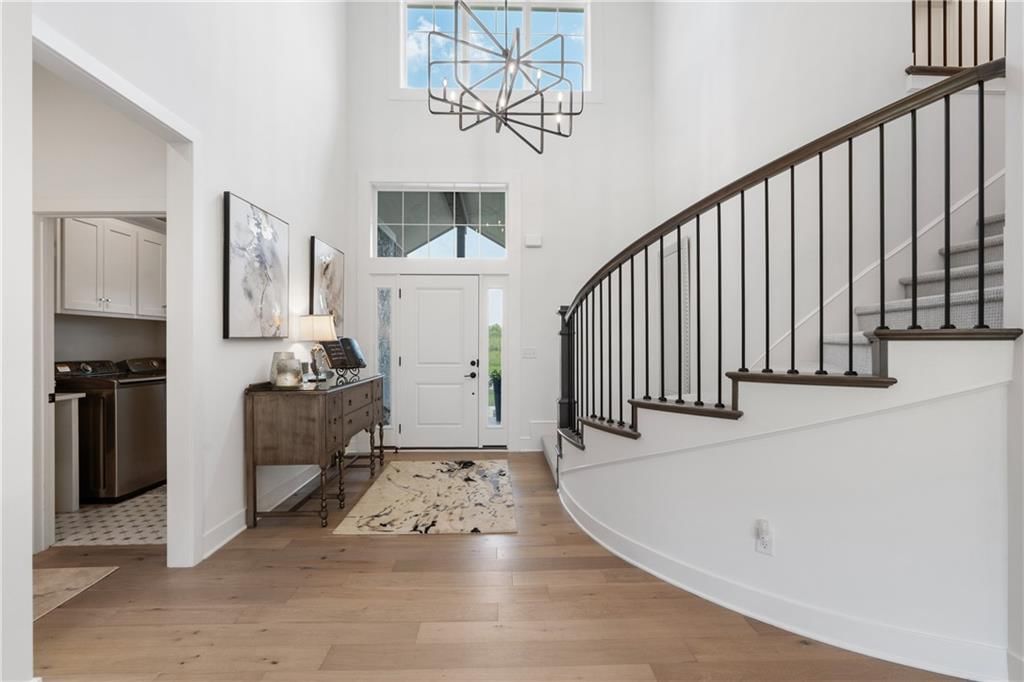2504 W 179th Street — photo 3