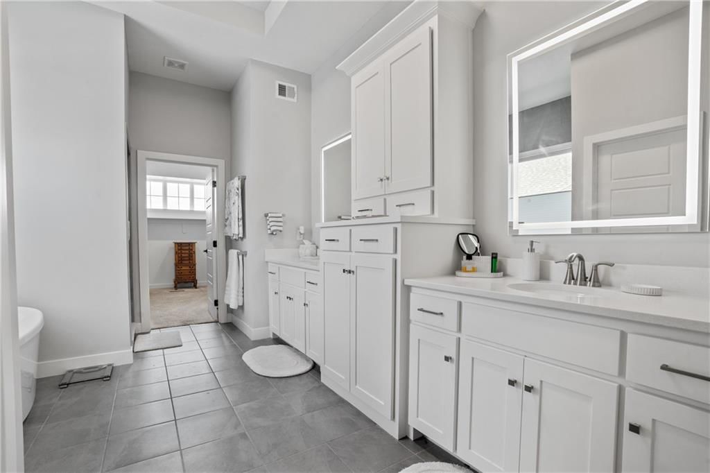 2504 W 179th Street — photo 16